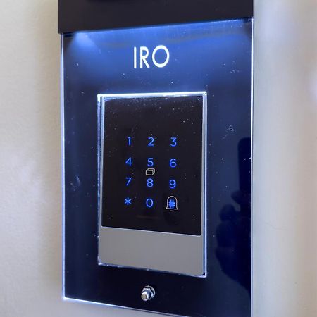Stylish Living - Iro Apartment เอเธนส์ ภายนอก รูปภาพ